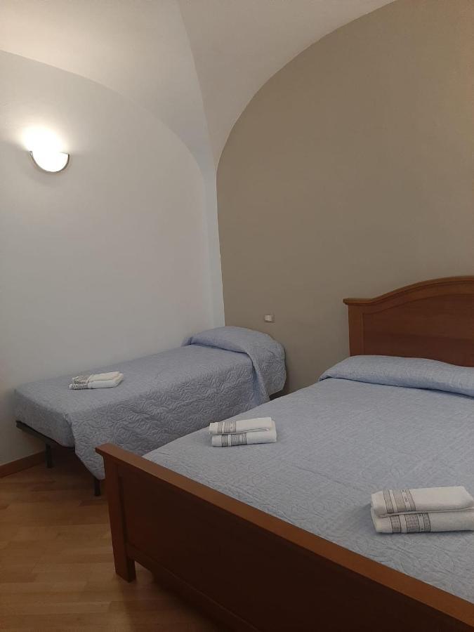Alloggi Piazza Umberto Primo Pacentro Εξωτερικό φωτογραφία